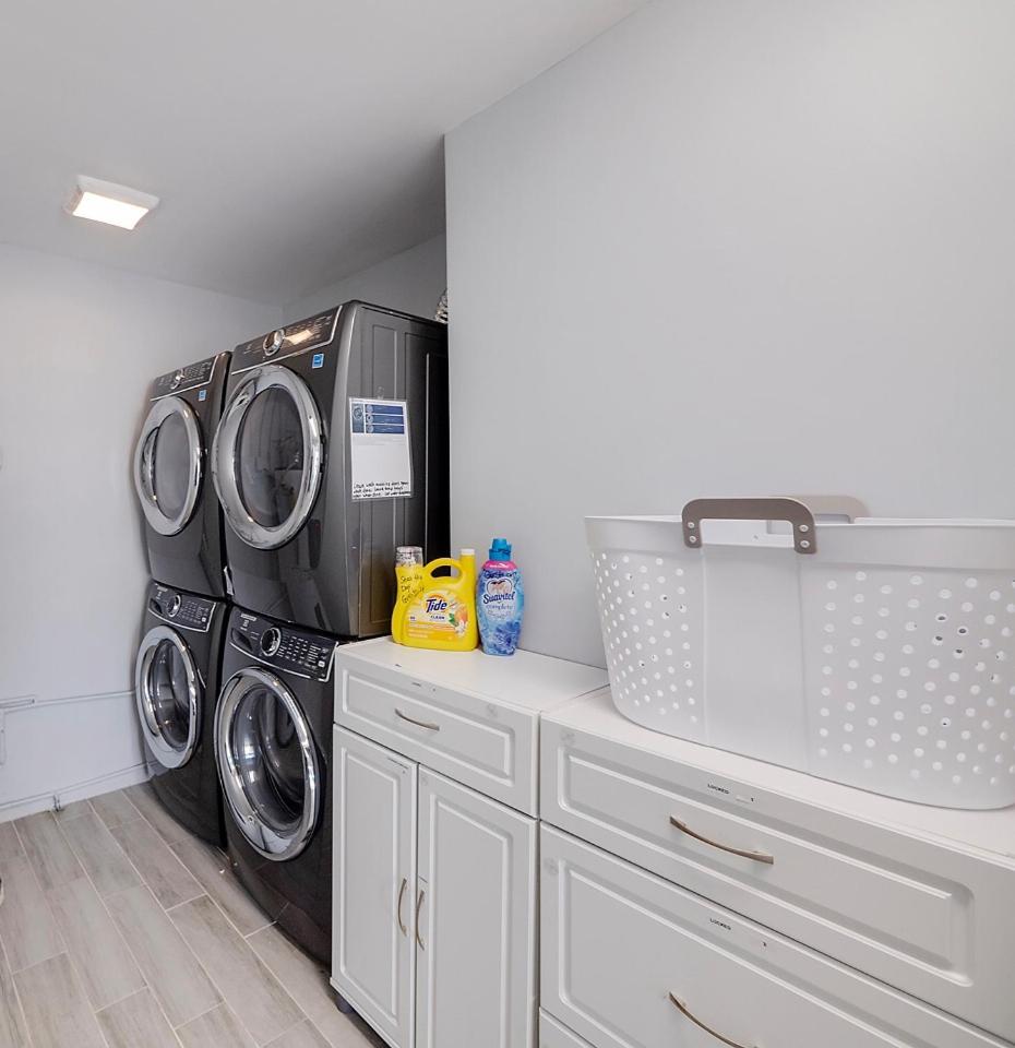 Beautiful 1 Bedroom Steps To The Beach! West Palm Beach Exteriör bild
