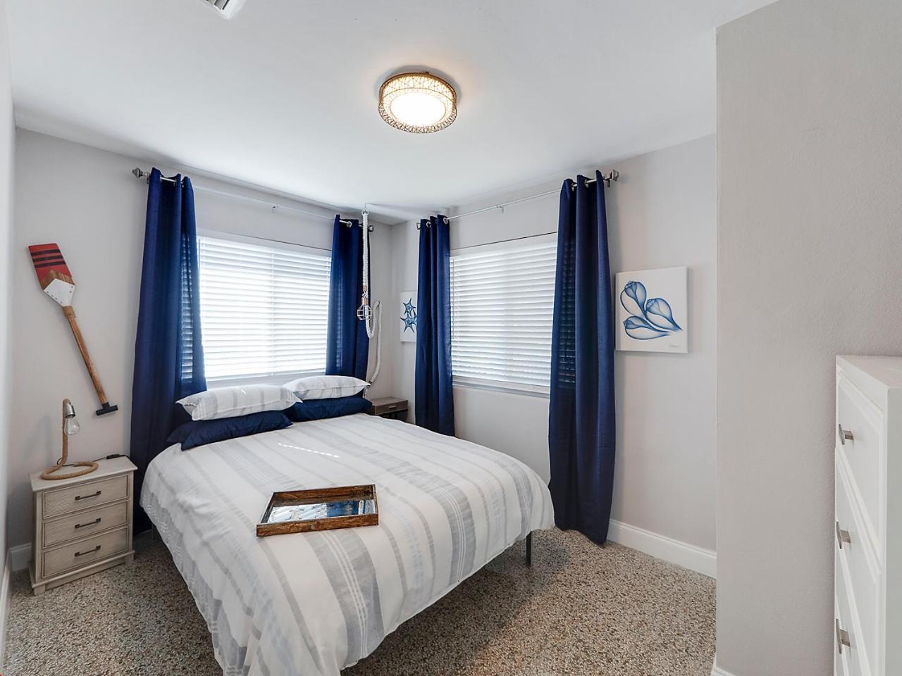 Beautiful 1 Bedroom Steps To The Beach! West Palm Beach Exteriör bild